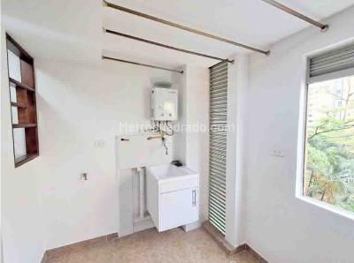 Apartamento de 3 alcobas en venta en Laureles, Medellín, 100 m² · foto 8 de 20