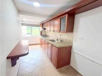 Apartamento de 3 alcobas en venta en Laureles, Medellín, 100 m² · foto 9 de 20