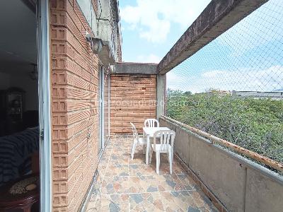 Apartamento de 2 alcobas en venta en Nueva Villa De Aburra, Medellín, 82 m² · foto 8 de 18
