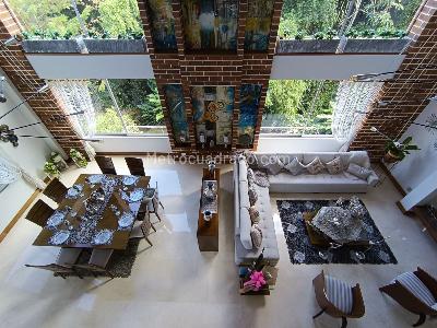 Casa de 5 alcobas en venta en Escobero, Envigado, 656 m² · foto 12 de 20