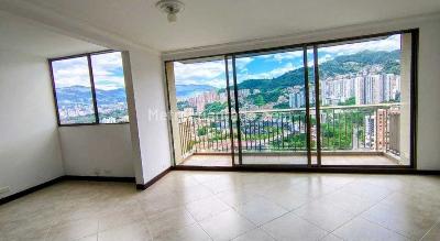 Apartamento en venta en Loma De Los Bernal, Medellín · foto 2 de 20