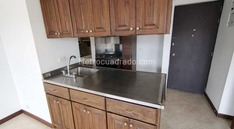 Piso – Medellín, Loma de Los Bernal, Belén - Más