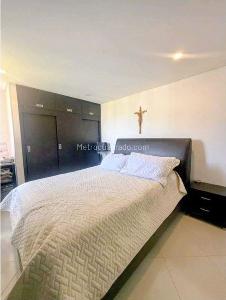 Apartamento en venta en Belen Loma De Los Bernal, Medellín · foto 9 de 12