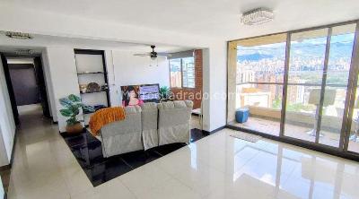 Apartamento en venta en Loma De Los Bernal, Medellín · foto 3 de 19