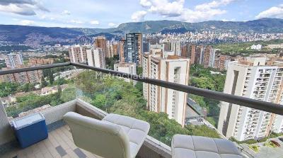 Apartamento en venta en Loma De Los Bernal, Medellín · foto 4 de 19
