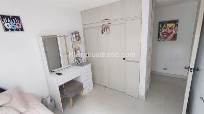 Apartamento de 3 alcobas en venta en Belen Loma De Los Bernal, Medellín, 88 m² · foto 13 de 17