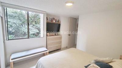 Apartamento de 3 alcobas en venta en Belen Loma De Los Bernal, Medellín, 88 m² · foto 16 de 17