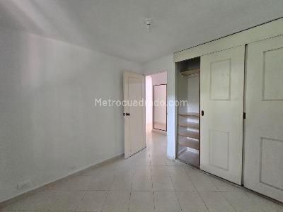 Apartamento en venta en La Almeria, Medellín · foto 15 de 20