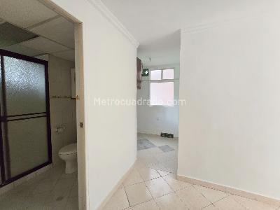 Apartamento en venta en La Almeria, Medellín · foto 16 de 20