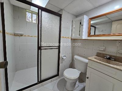 Apartamento en venta en La Almeria, Medellín · foto 17 de 20