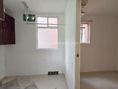 Apartamento en venta en La Almeria, Medellín · foto 18 de 20