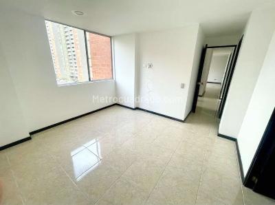Apartamento en venta en Loma De Los Bernal, Medellín · foto 16 de 20