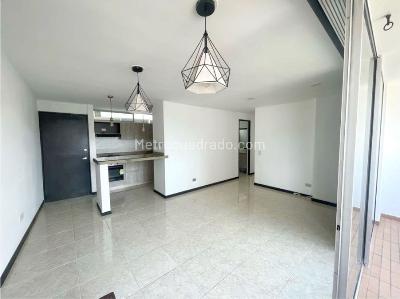 Apartamento en venta en Loma De Los Bernal, Medellín · foto 4 de 20