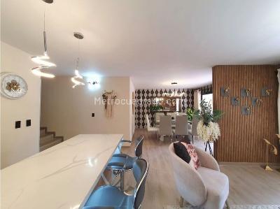 Casa de 4 alcobas en venta en El Poblado, Medellín, 130 m² · foto 10 de 20