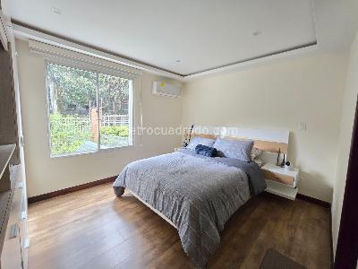 Casa de 3 alcobas en venta en Loma De Los Bernal, Medellín, 144 m² · foto 12 de 20