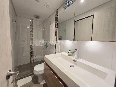 Casa de 3 alcobas en venta en Loma De Los Bernal, Medellín, 144 m² · foto 14 de 20