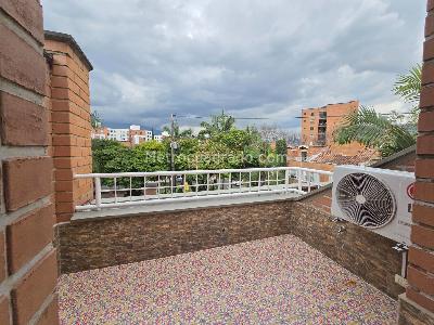 Casa de 3 alcobas en venta en Loma De Los Bernal, Medellín, 144 m² · foto 20 de 20