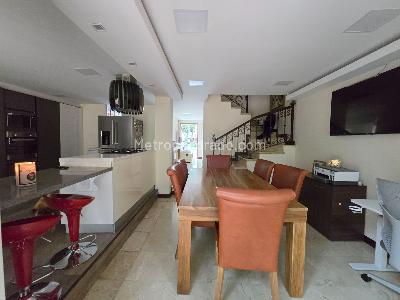 Casa de 3 alcobas en venta en Loma De Los Bernal, Medellín, 144 m² · foto 9 de 20