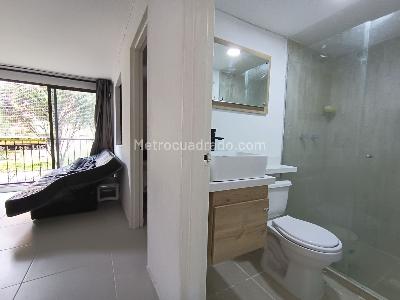 Apartamento de 2 alcobas en venta en Laureles La Almeria, Medellín, 47 m² · foto 17 de 20