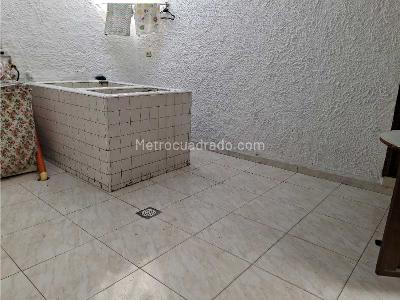Casa de 4 alcobas en venta en Alhambra, Bogotá, 310 m² · foto 4 de 20