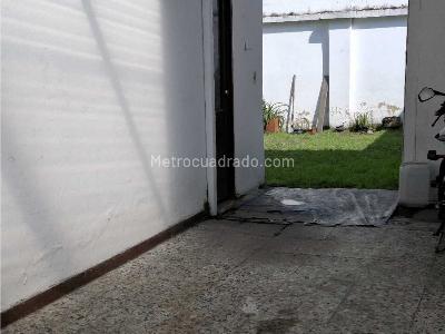 Casa de 4 alcobas en venta en Alhambra, Bogotá, 310 m² · foto 12 de 20