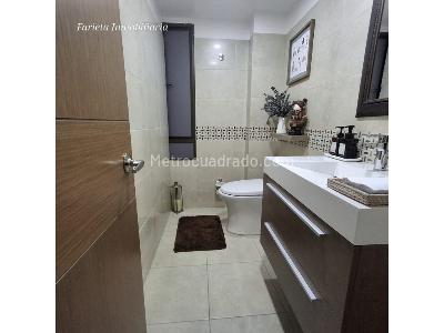 Apartamento de 3 alcobas en venta en San Patricio, Bogotá, 200 m² · foto 7 de 20