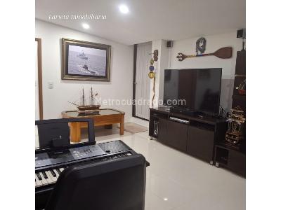 Apartamento de 3 alcobas en venta en San Patricio, Bogotá, 200 m² · foto 10 de 20