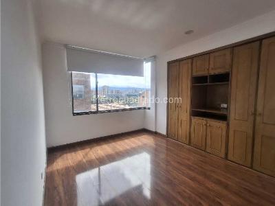 Apartamento en venta en Gratamira, Bogotá · foto 7 de 19