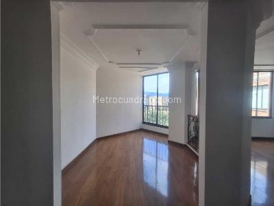 Apartamento en venta en Gratamira, Bogotá · foto 9 de 19