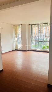 Apartamento de 3 alcobas en venta en Engativa Gran Granda, Bogotá, 71 m² · foto 3 de 20