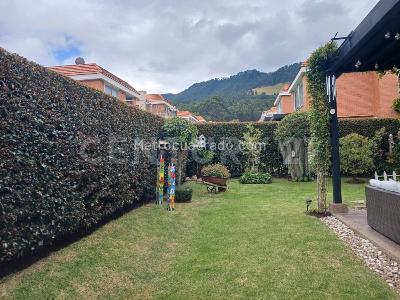 Casa de 3 alcobas en venta en Otros, Cajicá, 348 m² · foto 2 de 20