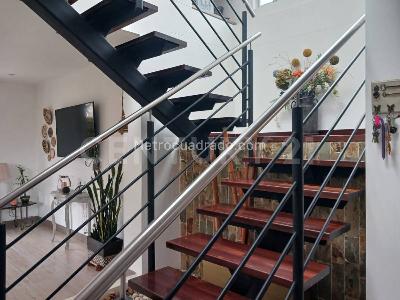 Casa de 3 alcobas en venta en Otros, Cajicá, 348 m² · foto 14 de 20