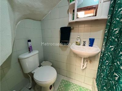 Casa de 5 alcobas en venta en La Camelia, Bogotá, 132 m² · foto 12 de 20