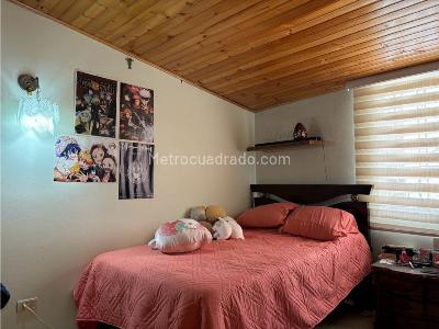 Casa de 5 alcobas en venta en La Camelia, Bogotá, 132 m² · foto 18 de 20