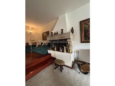 Casa de 3 alcobas en venta en Niza, Bogotá, 544 m² · foto 3 de 20