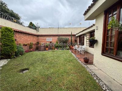 Casa de 3 alcobas en venta en Niza, Bogotá, 544 m² · foto 14 de 20