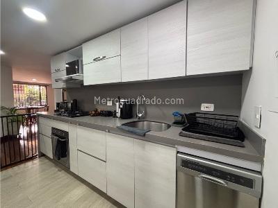 Apartamento de 3 alcobas en venta en La Carolina, Bogotá, 161 m² · foto 16 de 20