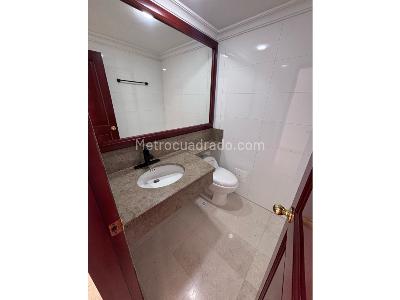 Apartamento en venta en Los Rosales, Bogotá · foto 10 de 20