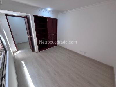 Apartamento en venta en Los Rosales, Bogotá · foto 14 de 20