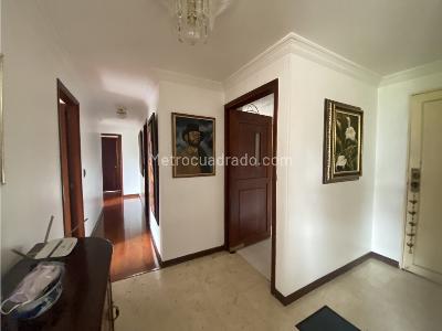 Apartamento en venta en Lagos De Cordoba, Bogotá · foto 6 de 20