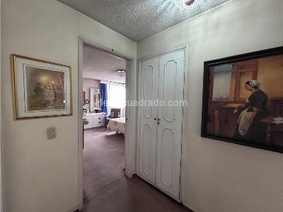 Apartamento de 2 alcobas en venta en Chico Norte, Bogotá, 118 m² · foto 5 de 17