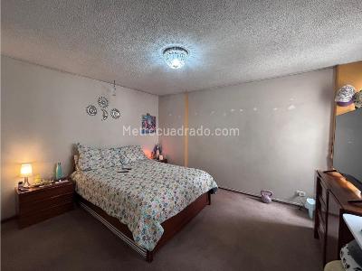 Apartamento de 2 alcobas en venta en Chico Norte, Bogotá, 118 m² · foto 12 de 17