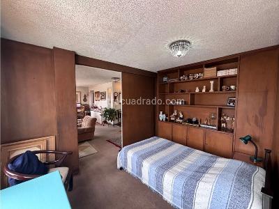 Apartamento de 2 alcobas en venta en Chico Norte, Bogotá, 118 m² · foto 14 de 17