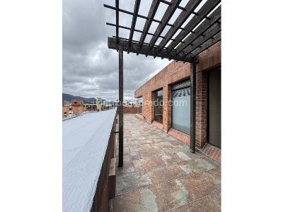 Apartamento de 5 alcobas en arriendo en Santa Barbara, Bogotá, 340 m² · foto 3 de 20