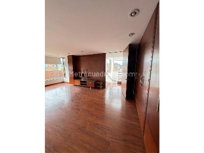 Apartamento de 5 alcobas en arriendo en Santa Barbara, Bogotá, 340 m² · foto 19 de 20