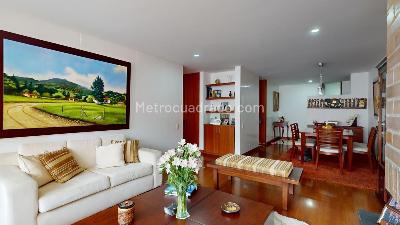 Apartamento de 3 alcobas en venta en Bella Suiza, Bogotá, 132 m² · foto 3 de 16