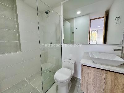 Apartamento de 3 alcobas en venta en San José, Sabaneta, 87 m² · foto 10 de 20