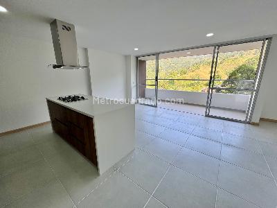 Apartamento de 3 alcobas en venta en San José, Sabaneta, 87 m² · foto 14 de 20