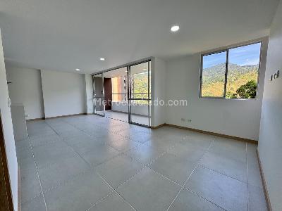 Apartamento de 3 alcobas en venta en San José, Sabaneta, 87 m² · foto 16 de 20