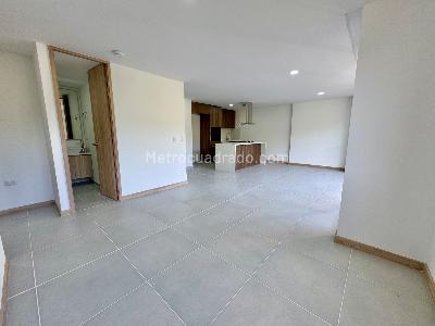 Apartamento de 3 alcobas en venta en San José, Sabaneta, 87 m² · foto 18 de 20